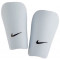 Щитки футбольные Nike NK J Guard-Ce белый, черный Дет SP2162-100