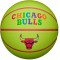 Баскетбольный мяч Wilson NBA Team Neon Chicago Bulls Уни (размер 7) WZ4037402XB7